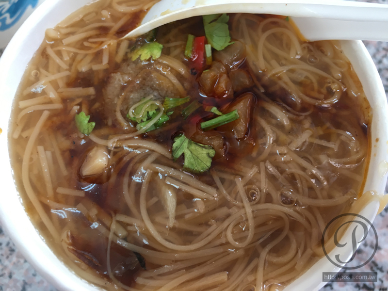 黃記麻辣蚵仔麵線、鴨血、臭豆腐