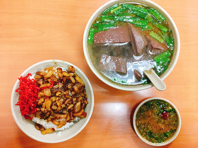 紅昌吉天然紅豆腐豬血湯