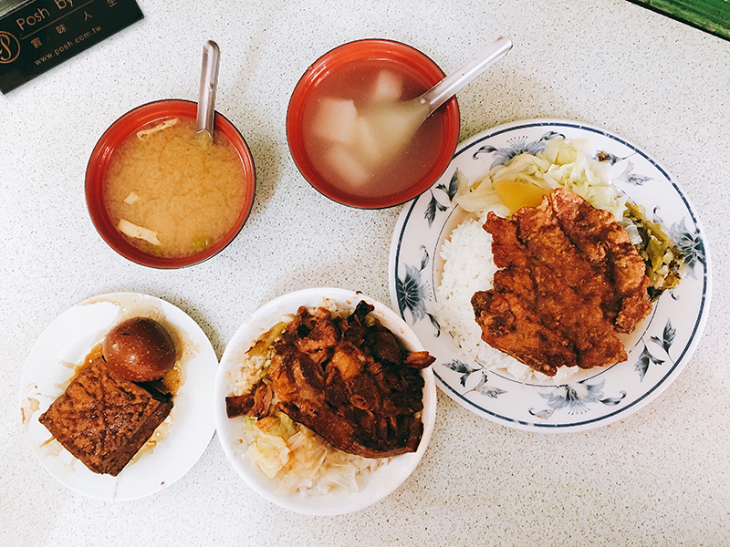 黃記老牌燉肉飯
